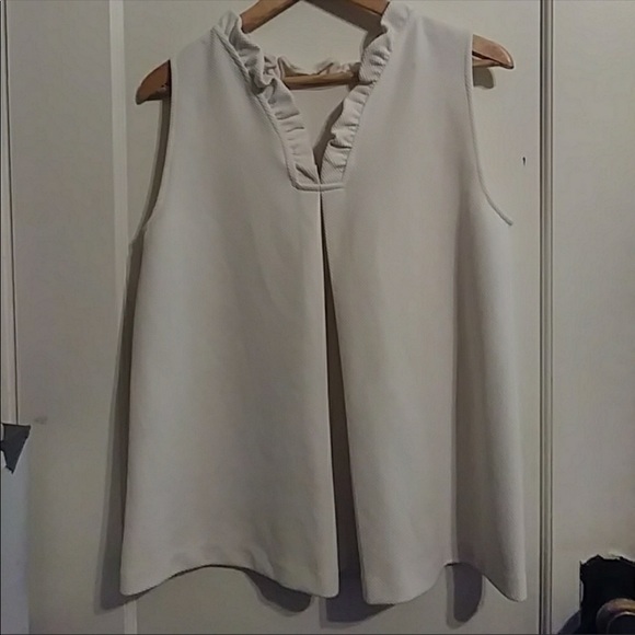 Elegant blouse - Picture 2 of 2